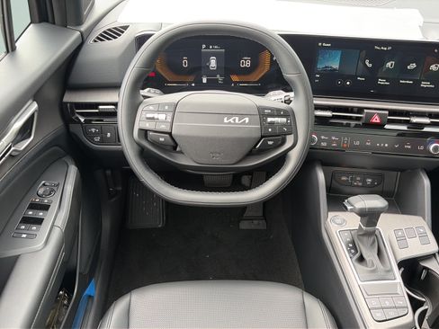 New 2026 Kia Sportage X-Line w/ X-Line Premium Package AWD/4WD image 14