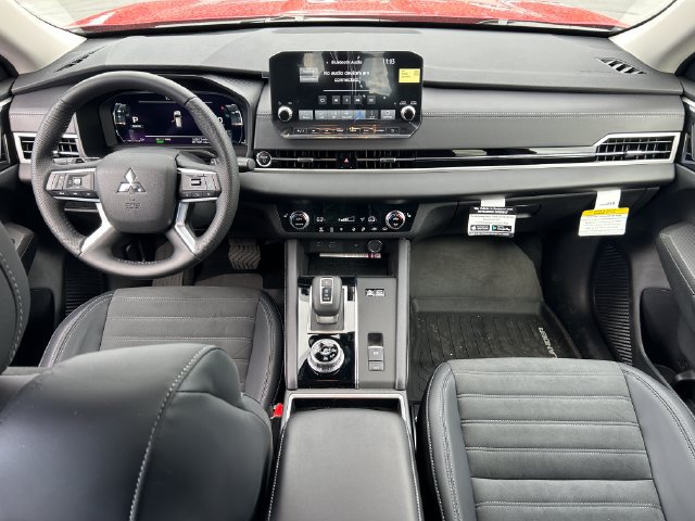 Used 2025 Mitsubishi Outlander SE AWD/4WD image 32