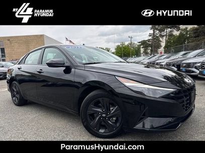 Certified 2023 Hyundai Elantra SEL w/ Cargo Package