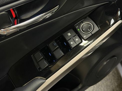 Used 2016 Lexus IS 300 AWD w/ Premium Package image 13
