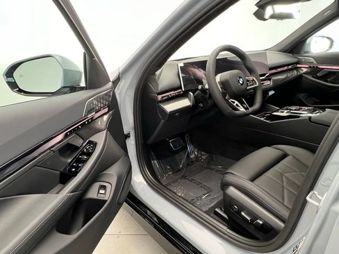 New 2026 BMW 540i xDrive 540i xDrive w/ M Sport Package image 21