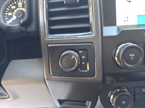 Used 2019 Ford F150 XLT image 18