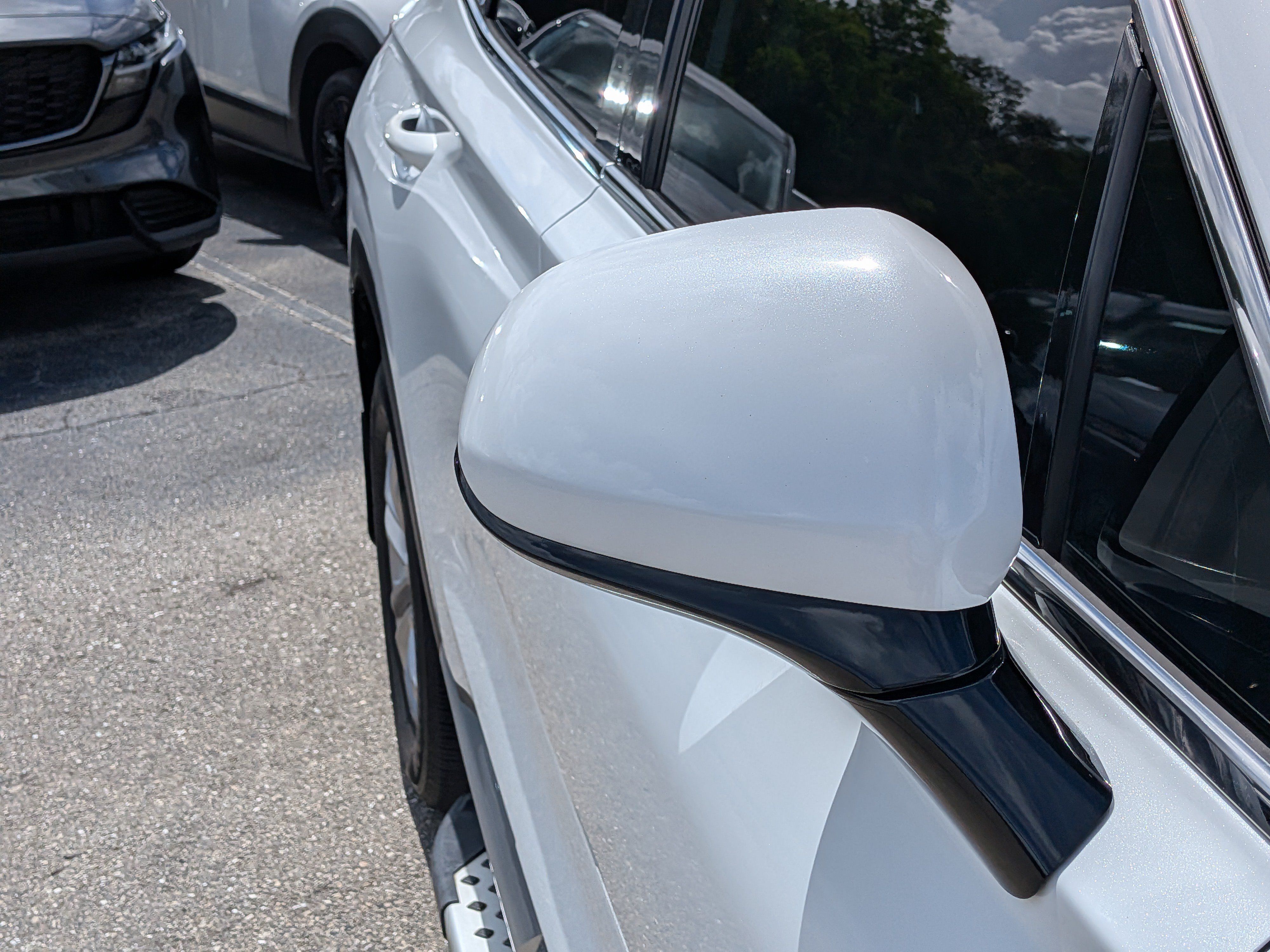 Used 2019 Hyundai Santa Fe SEL FWD image 12