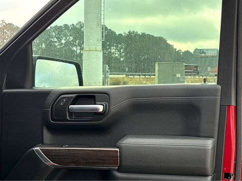 Used 2020 Chevrolet Silverado 1500 LT w/ All-Star Edition image 18