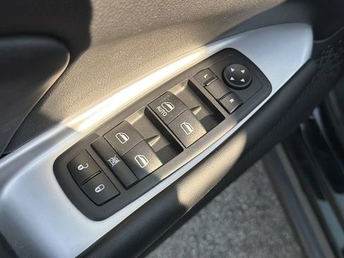 Used 2020 Dodge Journey SE FWD image 10