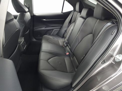 Used 2023 Toyota Camry XSE w/ Navigation Package image 29