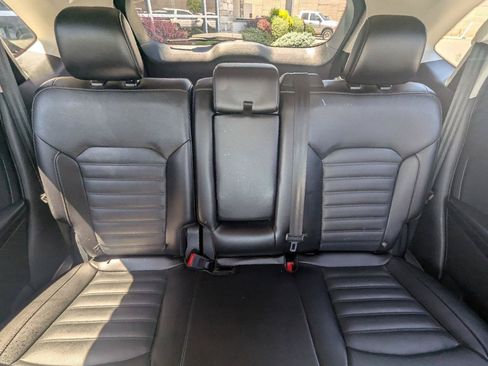 Used 2017 Ford Edge SEL w/ Equipment Group 201A AWD/4WD image 90