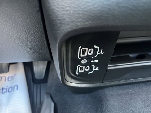 Used 2025 RAM 2500 Tradesman image 23