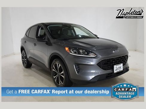 Used 2022 Ford Escape SE w/ SE Sport Appearance Package image 1