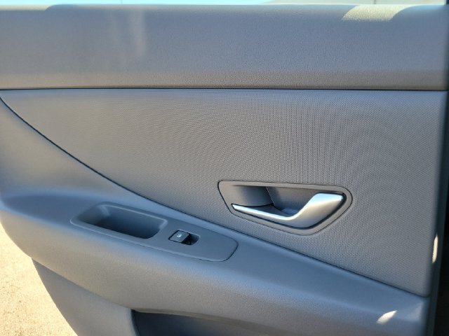New 2026 Hyundai Elantra Hybrid FWD image 23