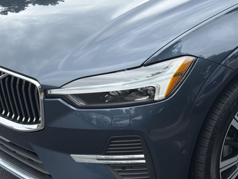 Certified 2023 Volvo XC60 B5 Plus w/ Climate Package AWD/4WD image 6