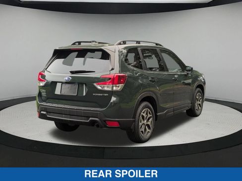 Used 2023 Subaru Forester Premium AWD/4WD image 4