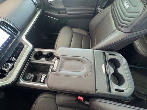 New 2025 Ford Expedition Max Platinum w/ Platinum Ultimate Package AWD/4WD image 13