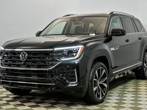 Certified 2026 Volkswagen Atlas SEL Premium R-Line AWD/4WD image 5