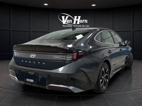 Used 2025 Hyundai Sonata SEL FWD image 7