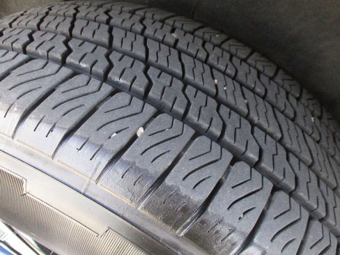 Used 2025 Ford Expedition Platinum AWD/4WD image 14