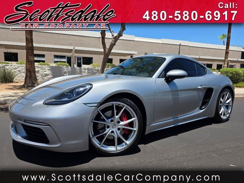 Used 2017 Porsche 718 Cayman S RWD image 1