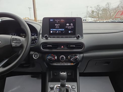 Certified 2023 Hyundai Kona SEL image 24