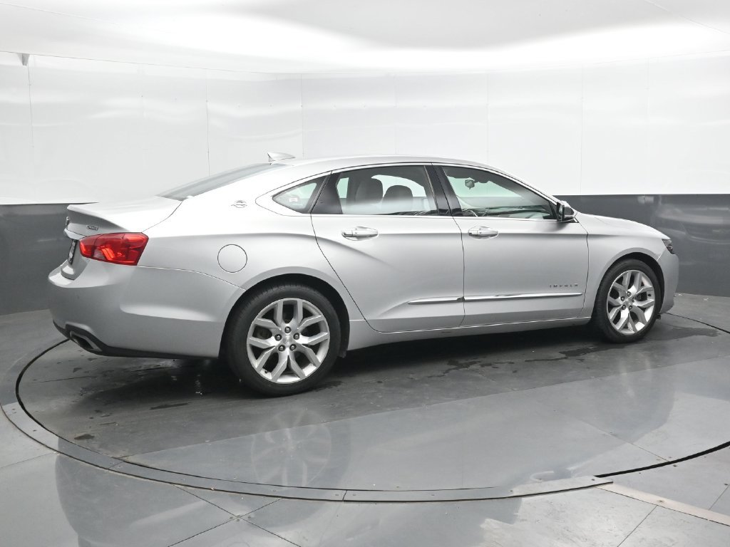 Used 2019 Chevrolet Impala Premier FWD image 3
