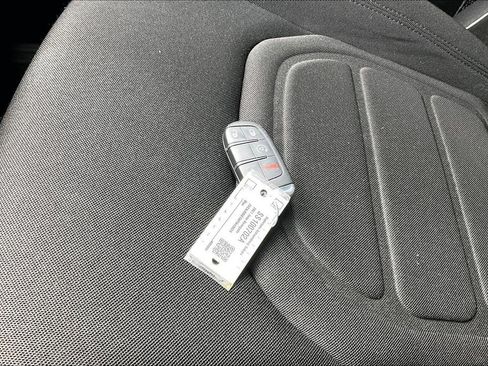 Used 2021 Jeep Renegade Latitude image 14