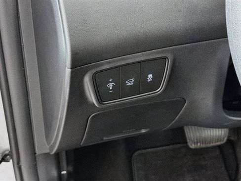 Certified 2023 Hyundai Tucson SEL AWD/4WD image 12