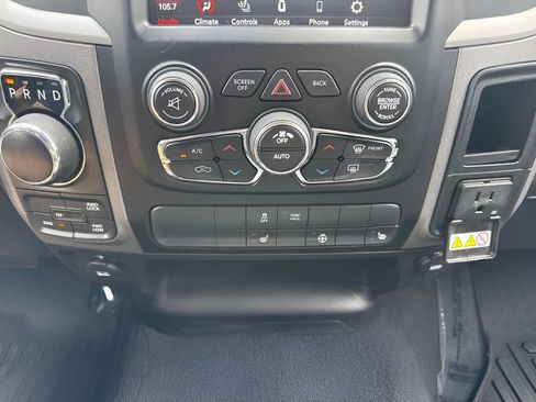 Used 2021 RAM 1500 Express w/ Wheel & Sound Group AWD/4WD image 18