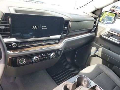 Used 2023 GMC Sierra 1500 Elevation image 27