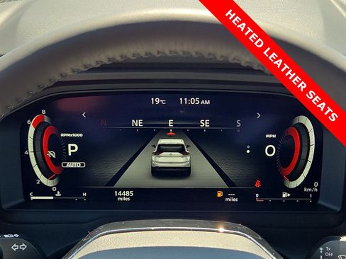 Used 2025 Nissan Rogue SL AWD/4WD image 23