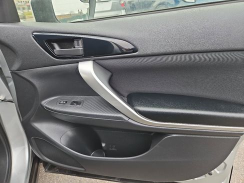 Used 2022 Mitsubishi Eclipse Cross ES image 17