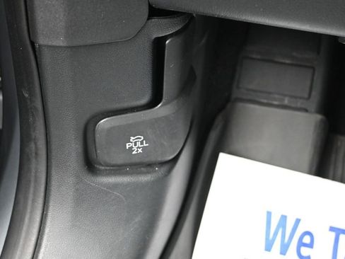 Used 2022 Ford Escape SEL w/ Technology Package AWD/4WD image 21