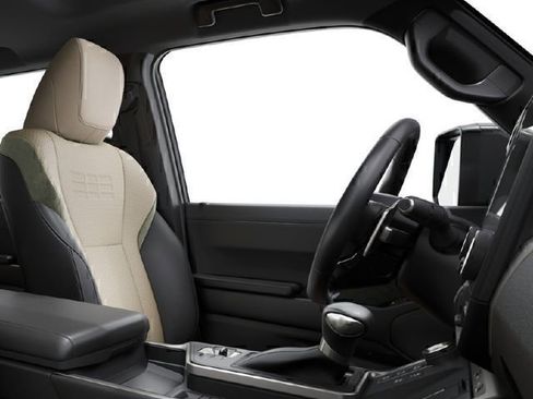 New 2026 Lexus GX 550 AWD/4WD image 7
