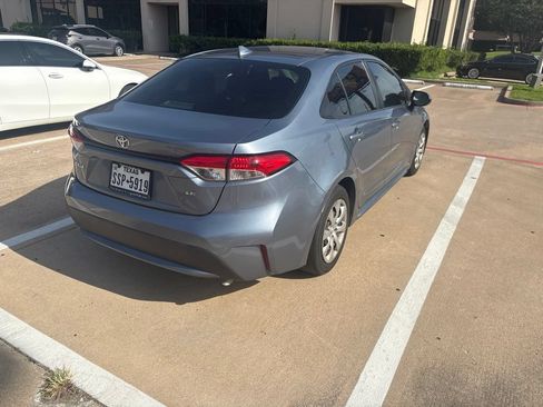 Used 2020 Toyota Corolla LE FWD image 9