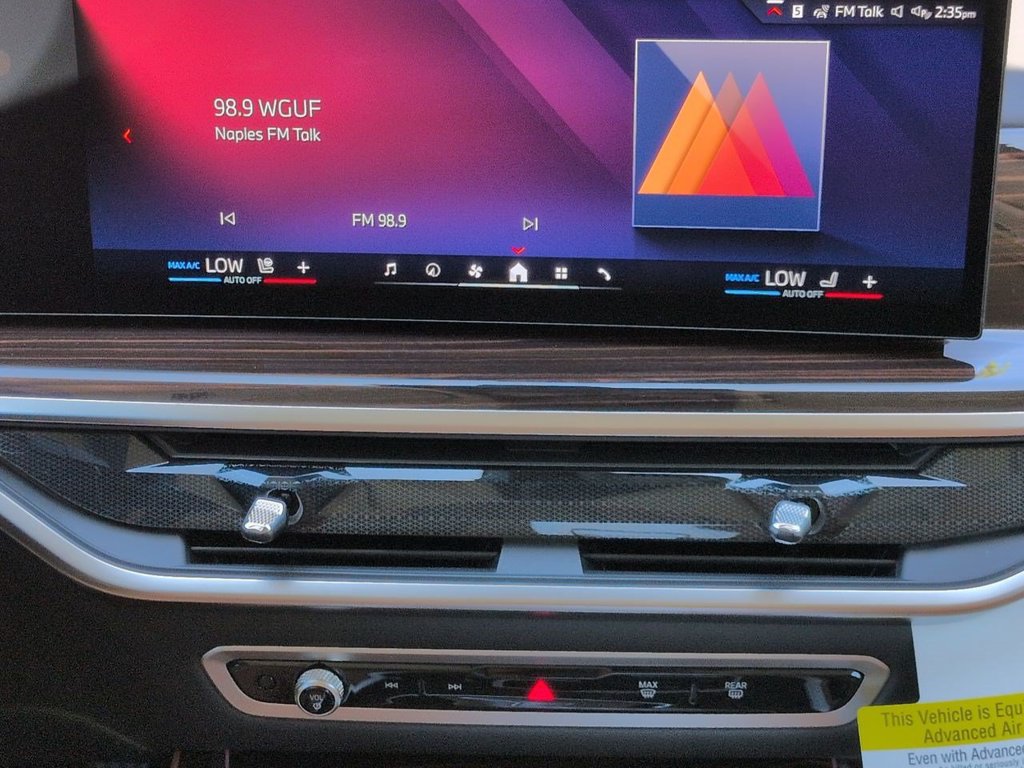 New 2027 BMW X7 xDrive40i w/ Premium Package AWD/4WD image 18
