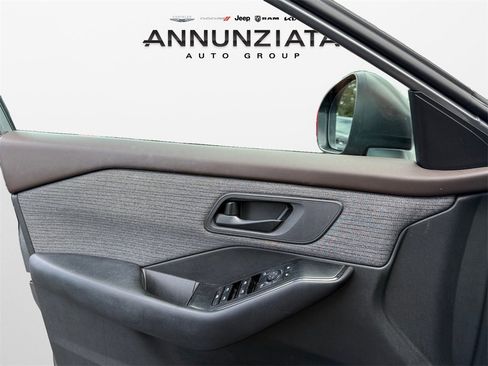 Certified 2023 Nissan Rogue S image 20