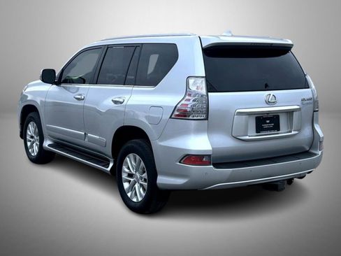 Used 2016 Lexus GX 460 image 7