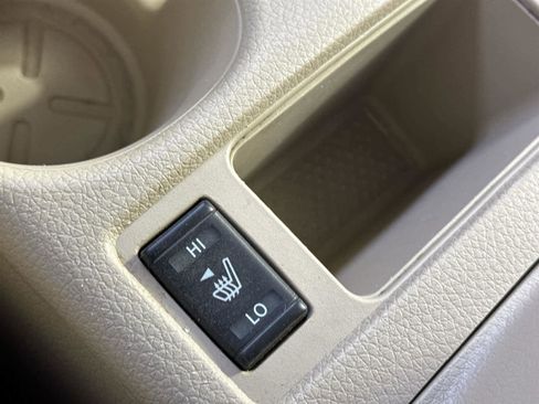 Used 2020 Nissan Rogue SV image 19