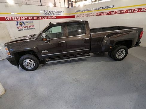 Used 2018 Chevrolet Silverado 3500 High Country image 4