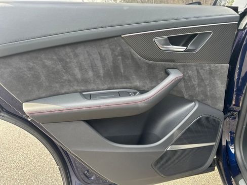 Used 2022 Audi RS Q8 w/ Carbon Optic Package image 31