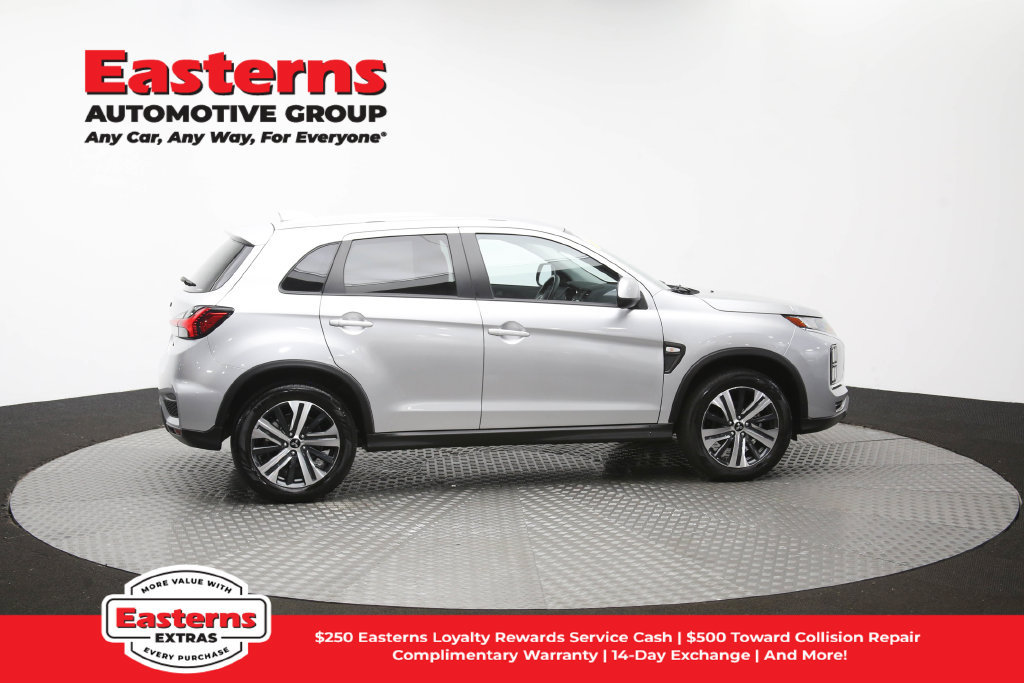 Used 2025 Mitsubishi Outlander Sport SE AWD/4WD image 44