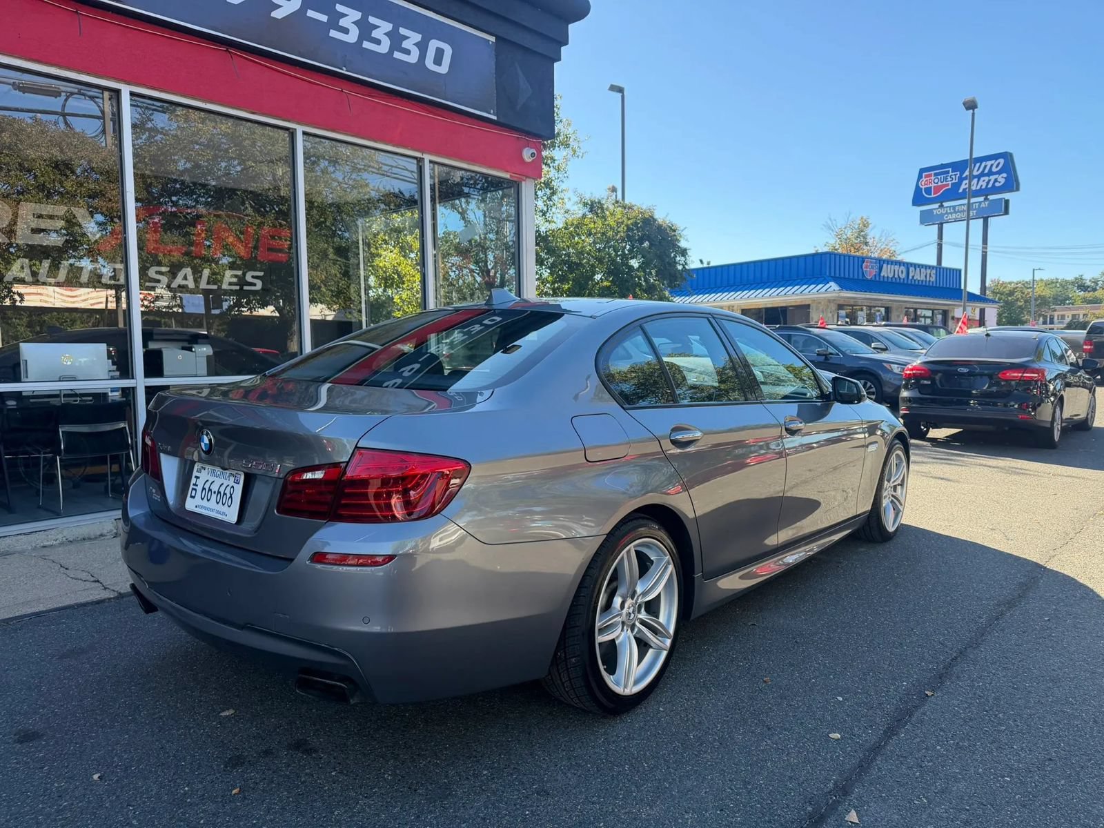 Used 2016 BMW 550i xDrive Sedan AWD/4WD image 5