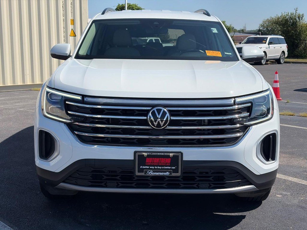 Used 2024 Volkswagen Atlas SE FWD image 2