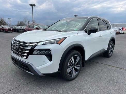 New 2025 Nissan Rogue SL w/ SL Premium Package image 9