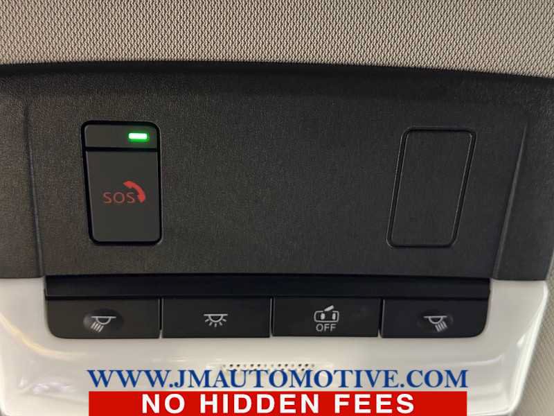 Used 2023 Nissan Rogue SV AWD/4WD image 32
