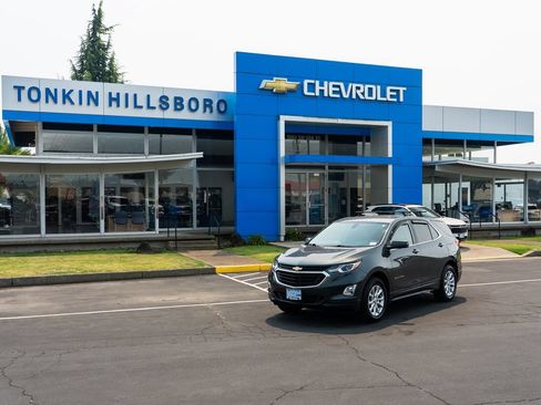 Used 2018 Chevrolet Equinox LT AWD/4WD image 1