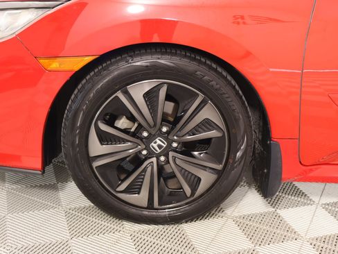 Used 2019 Honda Civic EX image 18