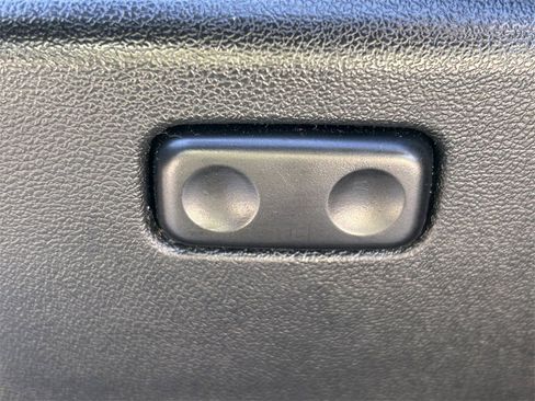 Certified 2021 Toyota Tacoma TRD Off-Road image 24