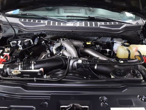 Used 2021 Ford F250 Lariat w/ Lariat Ultimate Package image 26