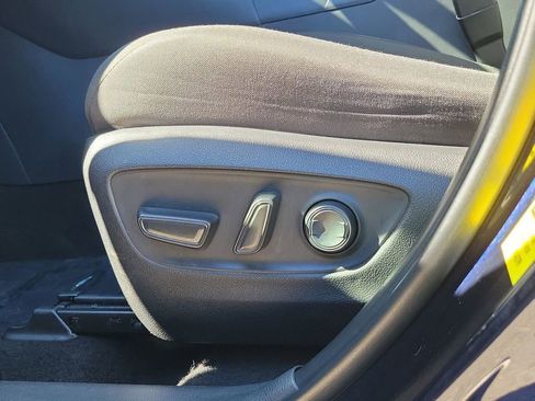 Used 2024 Toyota RAV4 XLE image 20