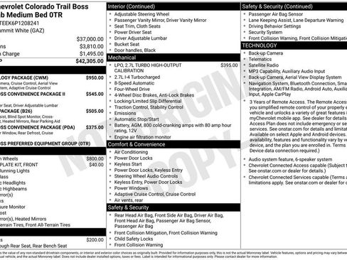 Used 2023 Chevrolet Colorado Trail Boss w/ Technology Package AWD/4WD image 3
