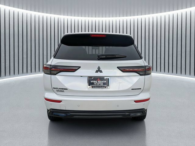 New 2026 Mitsubishi Outlander LE FWD image 5